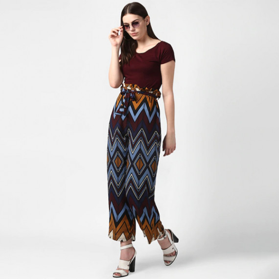 http://15.207.65.201/products/women-navy-blue-mustard-yellow-printed-flared-palazzos