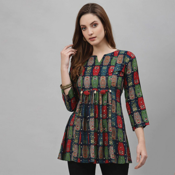 http://15.207.65.201/products/blue-green-viscose-rayon-printed-tunic
