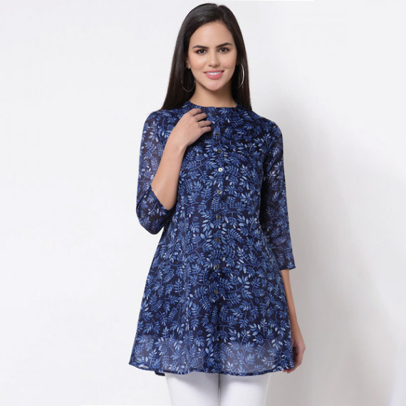 http://15.207.65.201/products/blue-printed-tunic