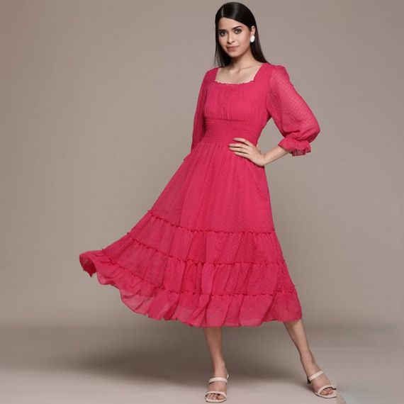 http://15.207.65.201/products/solid-chiffon-smocked-tiered-midi-dress