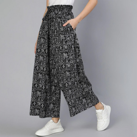 http://15.207.65.201/products/women-black-white-ethnic-motifs-printed-cotton-palazzos