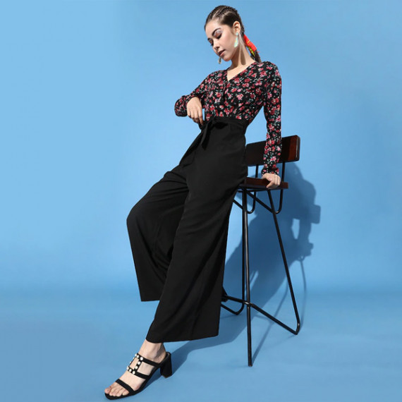 http://15.207.65.201/products/women-stylish-black-printed-elevated-bottom-jumpsuit