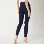 Women Skinny Fit Clean Look Stretchable Jeans