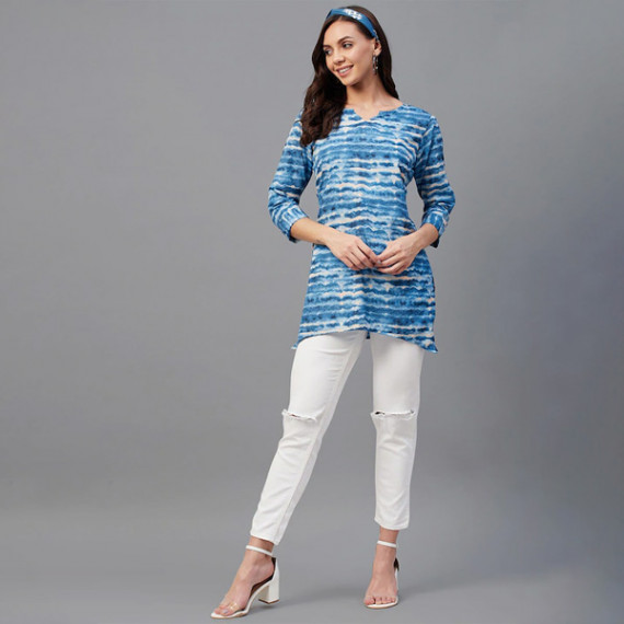 http://15.207.65.201/products/women-blue-tunics