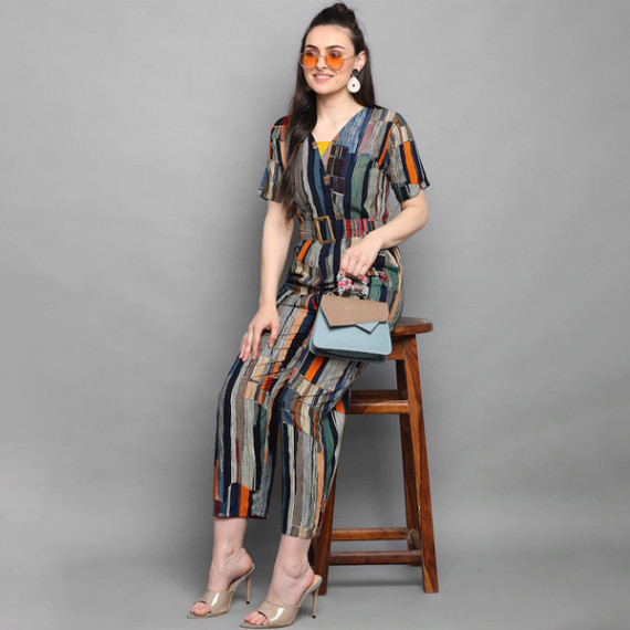 http://15.207.65.201/products/blue-orange-foil-printed-basic-jumpsuit