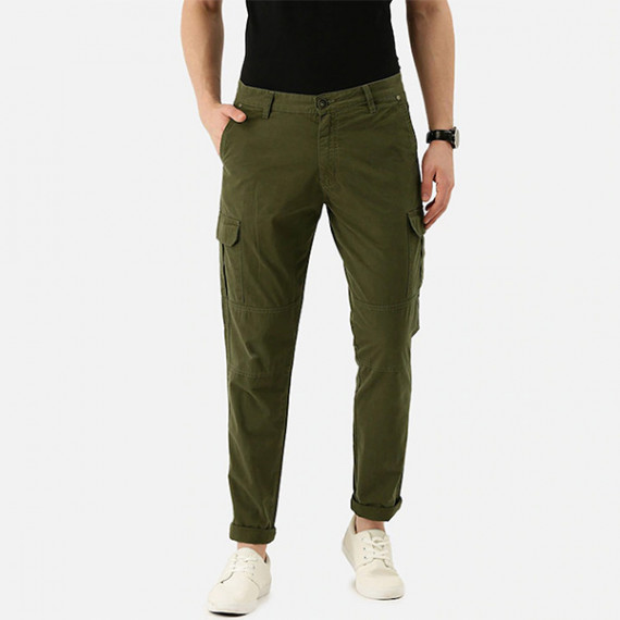 http://15.207.65.201/products/men-olive-slim-fit-pure-cotton-cargos-trousers