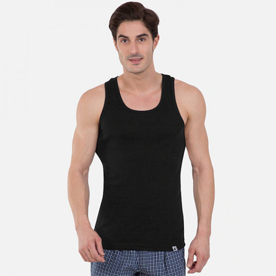 http://15.207.65.201/products/men-black-solid-racer-back-innerwear-vest-9922-0105