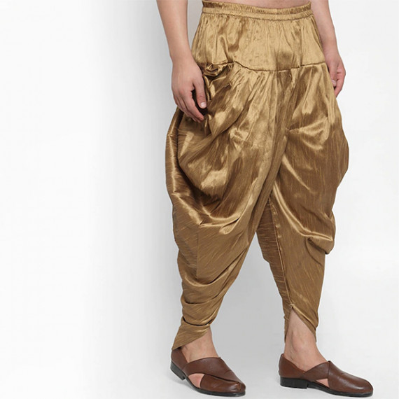 http://15.207.65.201/products/men-gold-toned-solid-silk-dhotis
