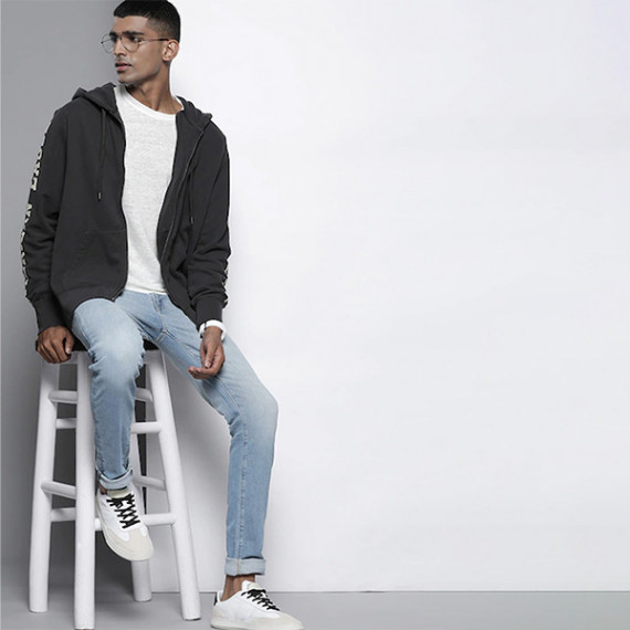 http://15.207.65.201/products/men-blue-skinny-fit-heavy-fade-stretchable-jeans