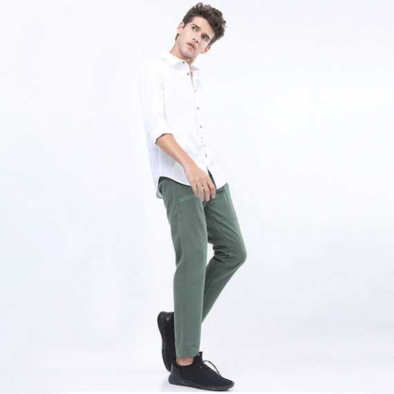 http://15.207.65.201/products/men-green-cargos-trousers