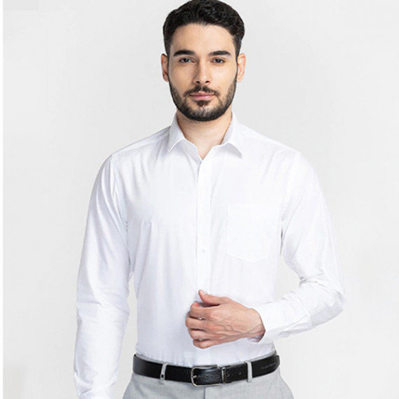 http://15.207.65.201/products/men-white-classic-slim-fit-formal-cotton-shirt
